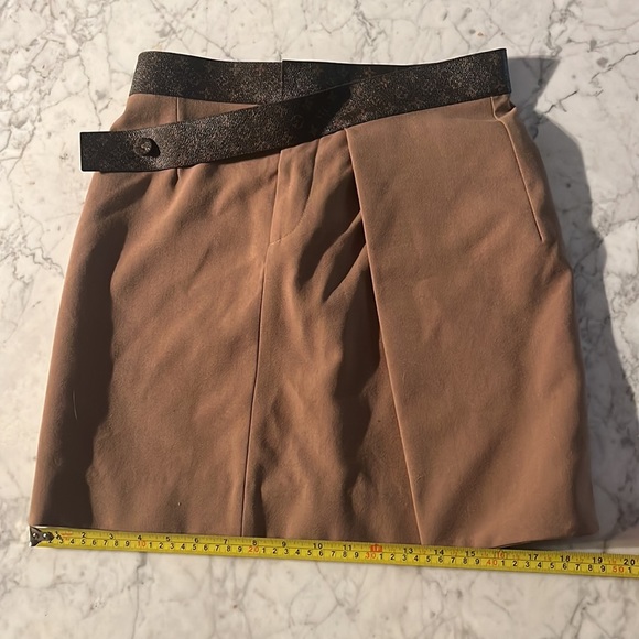 LV style monogram A line skirt - Picture 12 of 12